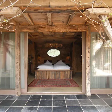 Σπίτι διακοπών Opulent In Thirimont With Turkish Steambath